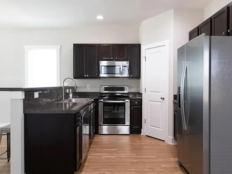 603 Campbell St — Photo 6