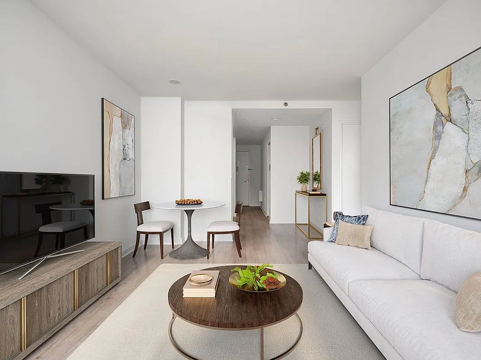 1st image of 35 W 33rd St APT 34D