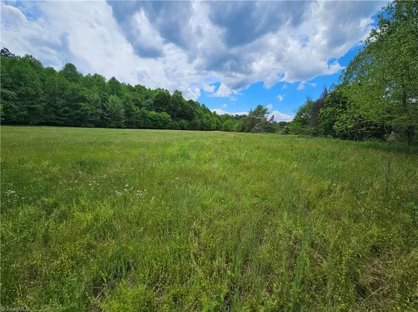 0 Brandon Hills Rd, Yadkinville, NC 27055