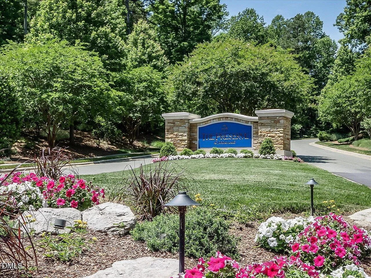 4 bed, 4.5 bath, $3,750 — Photo 1