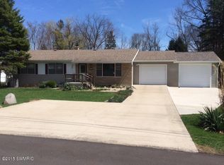 49 Thornapple Dr, Battle Creek, MI 49015