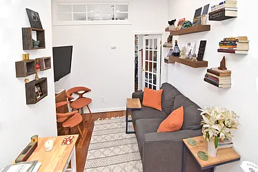 Rented by Ledvech Group