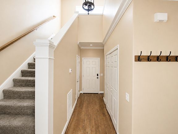 2nd image of 112 Saint James Pl