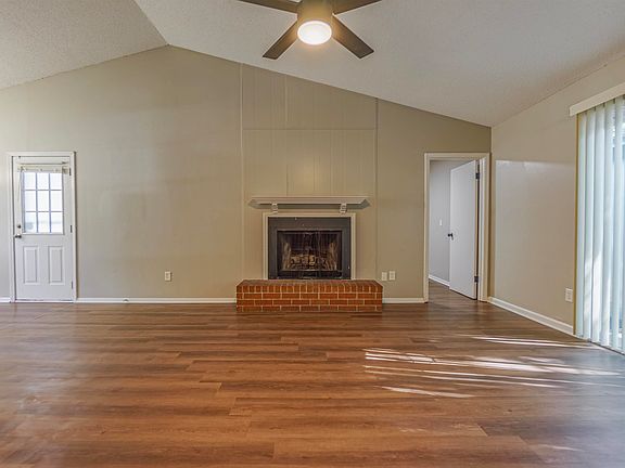 3rd image of 5707 Fenway Dr