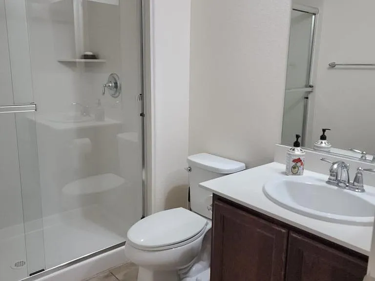 5684 Saratoga Cir — Photo 25