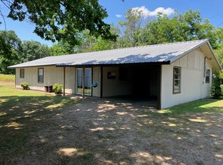 101 W 3rd St, Roxton, TX 75477