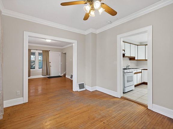 4th image of 268 Winona St E