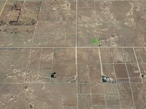 102nd St E #E, Palmdale, CA 93591