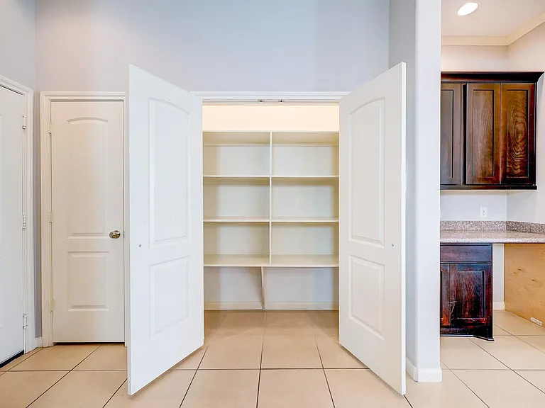 2727 Misty Heath Ln — Photo 20