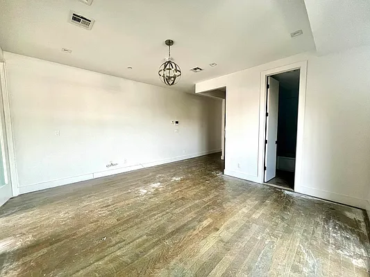 Rented by Doorway NYC, LLC | media 13