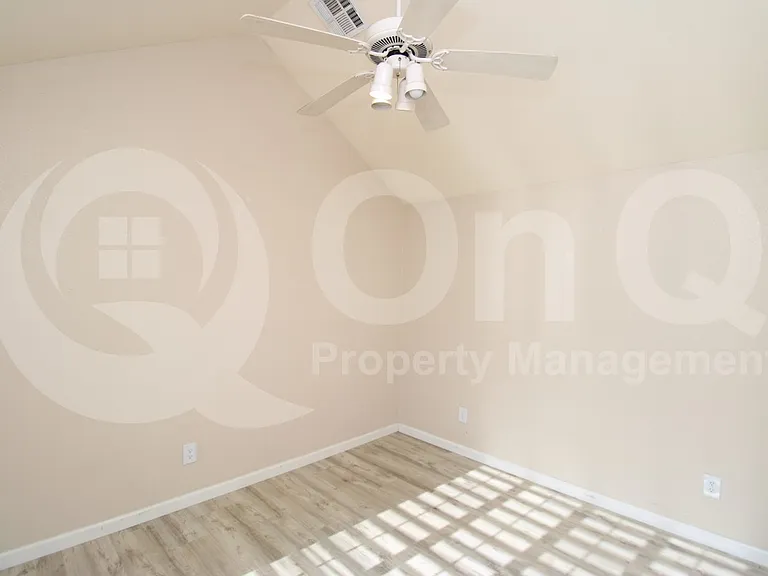 1633 E Lakeside Dr #85 — Photo 12