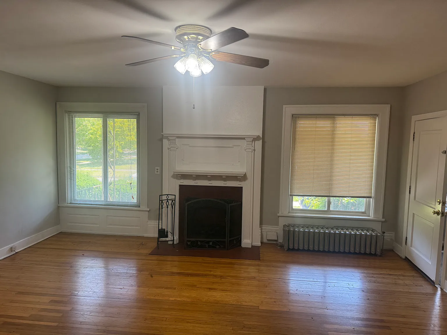 2 bed, 1049 sqft, $1,200 — Photo 3
