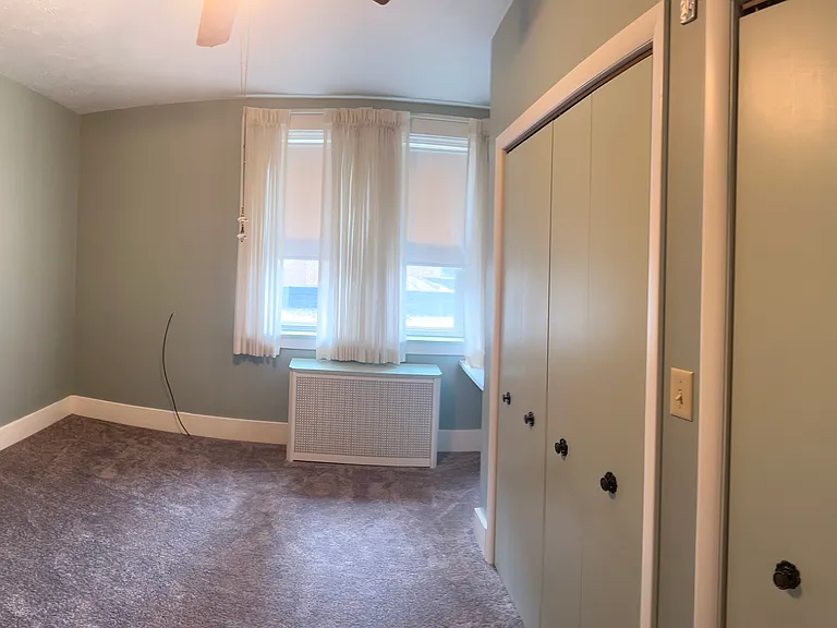 1721 Brownsville Rd #1 — Photo 11
