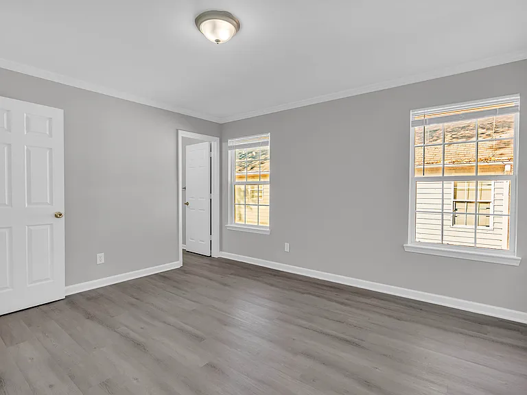 1040 Thomasville Estates Way SE — Photo 29