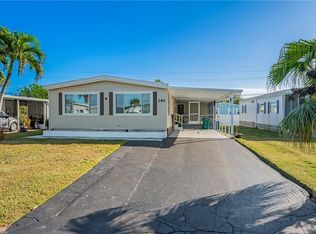 284 Cape Sable Dr, Naples, FL 34104