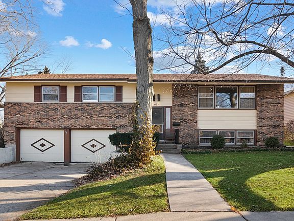 2nd image of 1135 Blackhawk Dr