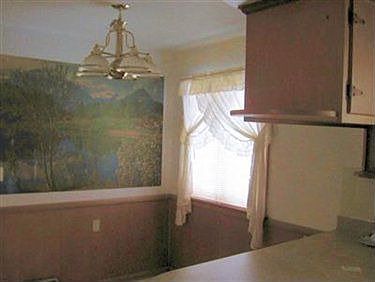 3rd image of 450 Glacierview Dr