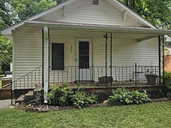 203 Bond St, Greensboro, NC 27405