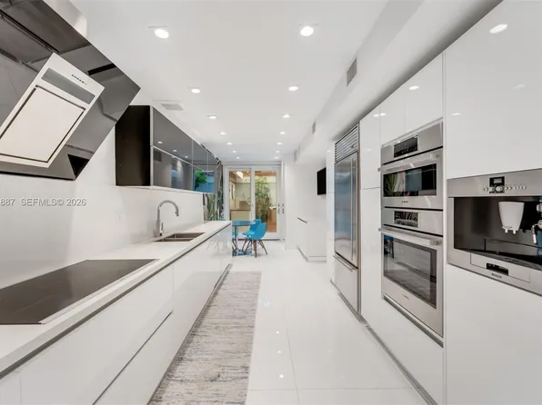 1524 NE Quayside Ter #A4, Miami, FL 33138