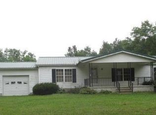 2064 Clay Banner Rd, Oak hill, OH 45656