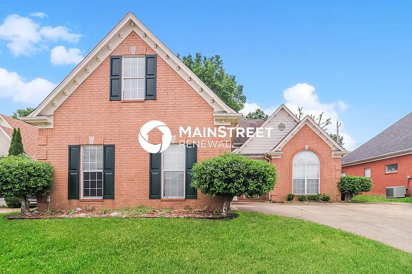 8423 Shady Elm Dr — Photo 2