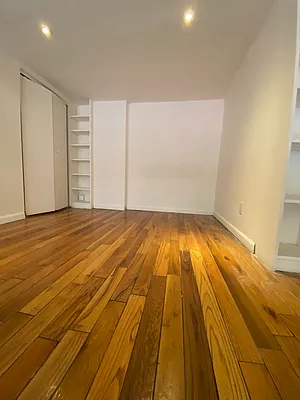 Rented by Bond New York | media 6