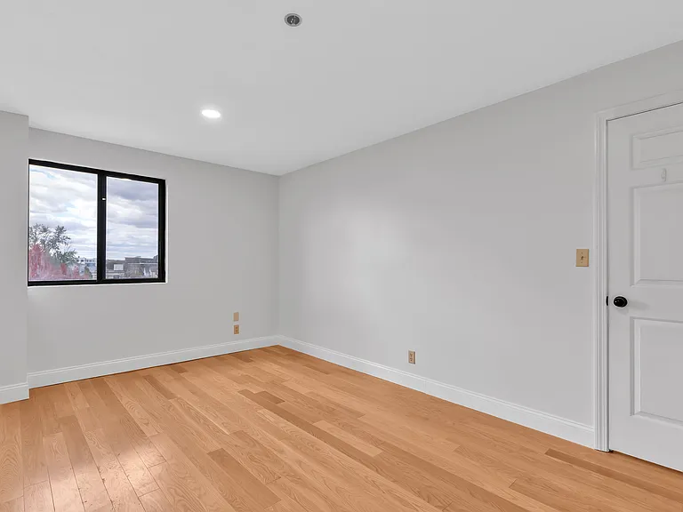 24 Corey St #305 — Photo 25