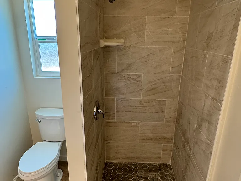 4504 E Clayton Ave — Photo 24