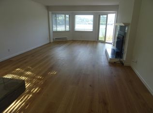 150 Seminary Dr APT 1B, Mill Valley, CA 94941