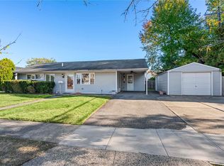 1 Virginia Rd, Syosset, NY 11791