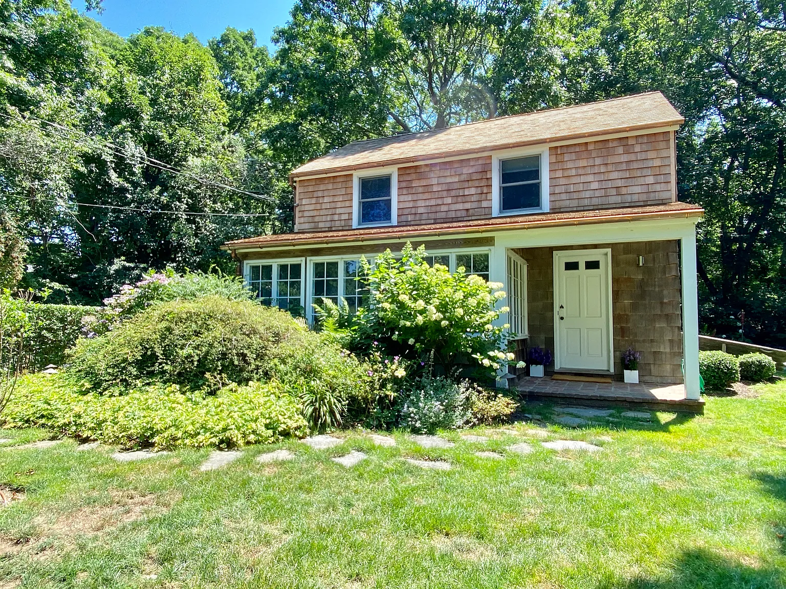 130 Accabonac Road — Photo 3