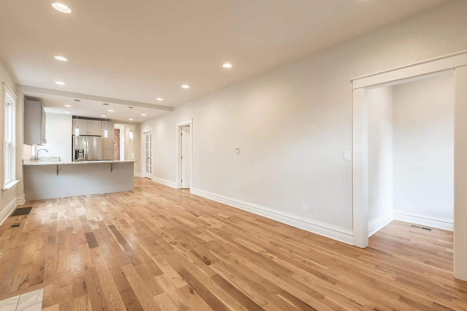 3817 N Williams St — Photo 3
