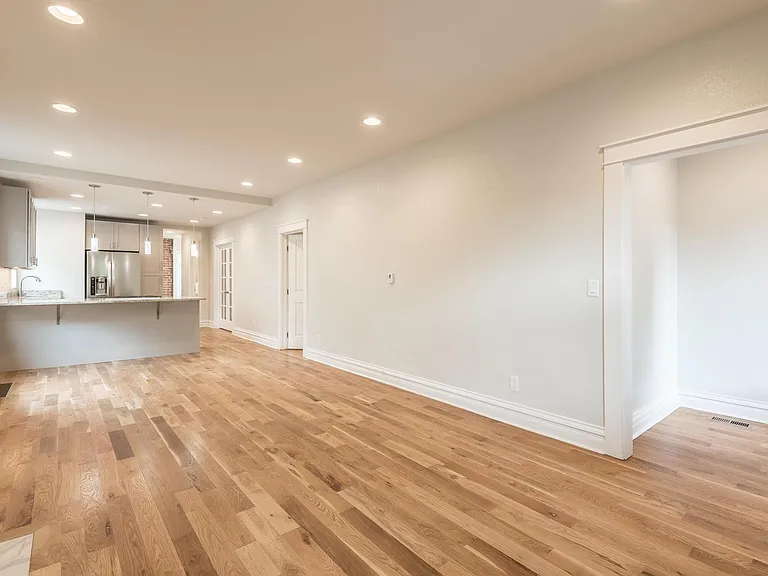 3817 N Williams St — Photo 3