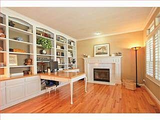 4th image of 19061 Clayton Ave