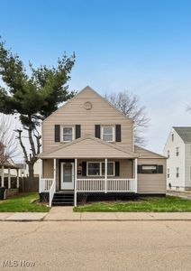 1369 Roslyn Ave SW, Canton, OH, 44710