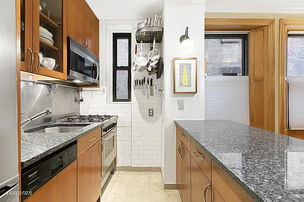 Sold by Corcoran | media 3