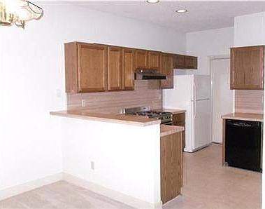3rd image of 8601 Cima Oak Ln #B-25