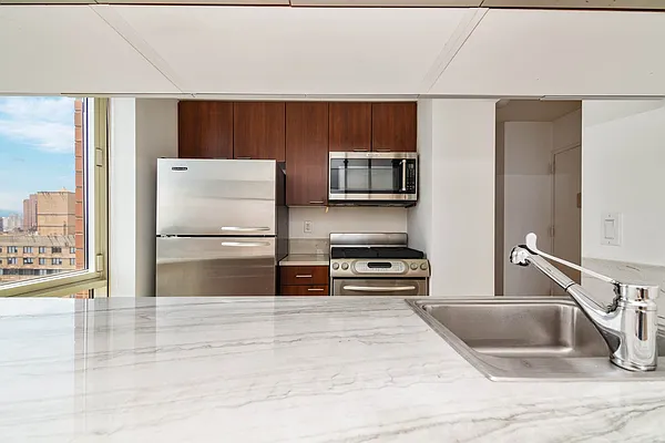 Rented by Metropolitan Property Group | media 6