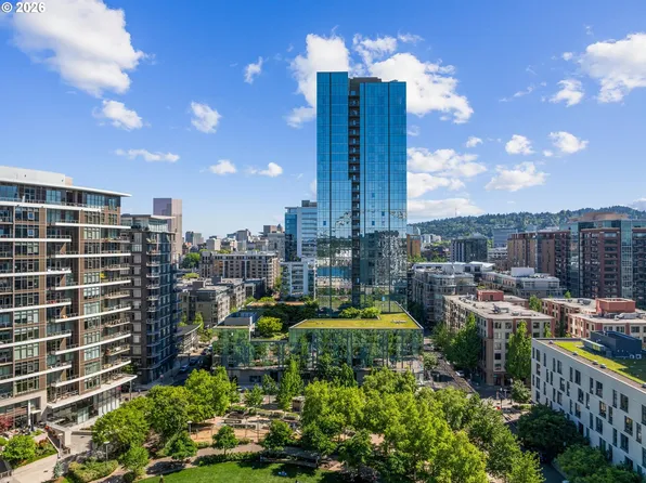 1075 NW Northrup St Unit 2217, Portland, OR 97209