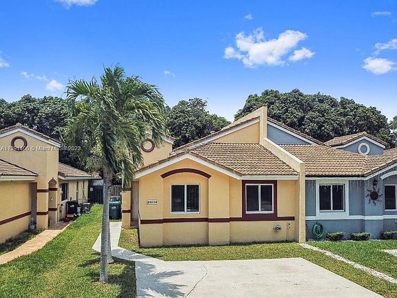 5th image of 20548 SW 93rd Ave