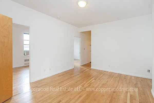 Rented by Copperwood Real Estate | media 16