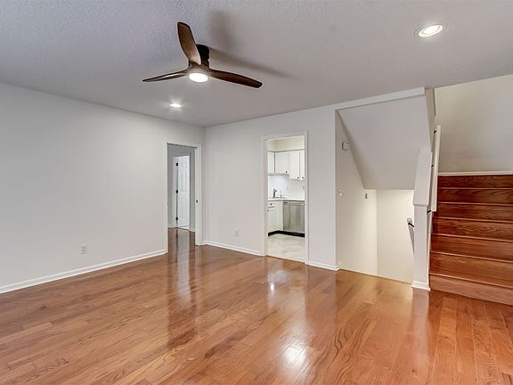 5th image of 4824 Gulf Stream Ct #59