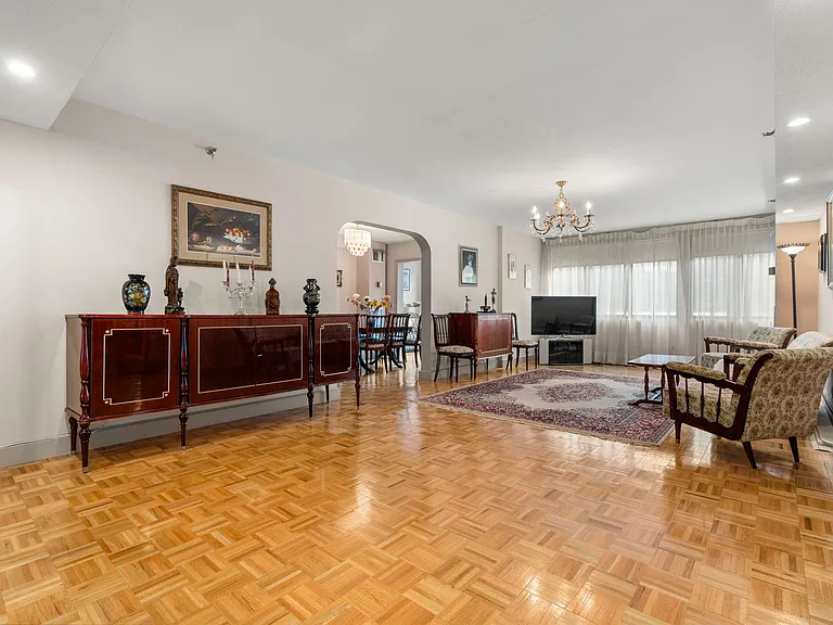 1731 Beacon St #221 — Photo 9