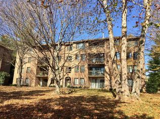 5805 Edson Ln APT T2, Rockville, MD 20852