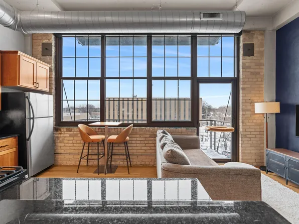 1901 E Hennepin Ave Unit 306, Minneapolis, MN 55413