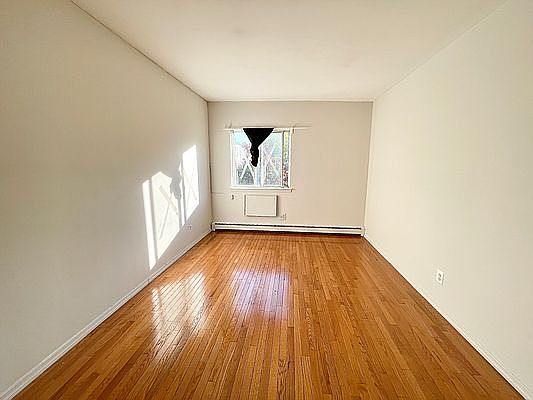 5th image of 520 Central Ave #3