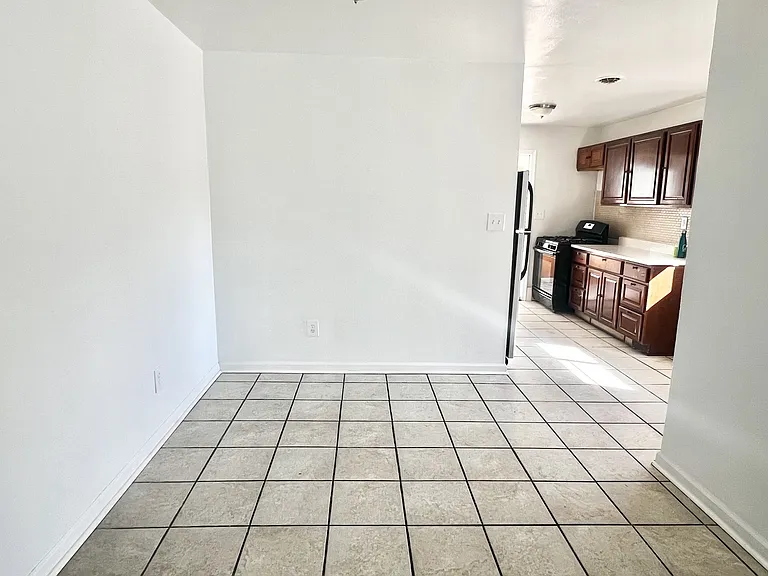 1308 Birchwood Dr — Photo 6