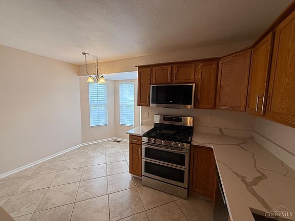 3rd image of 9274 Westchester Park Ct