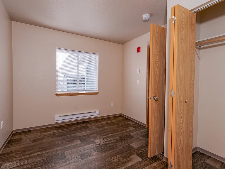 2nd Bedroom Window & Closet - Upper Building