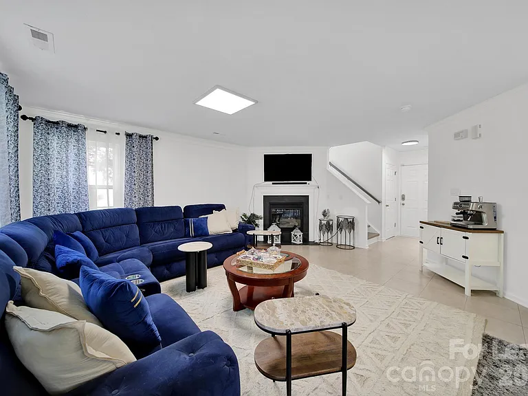 10541 Haddington Dr NW — Photo 11